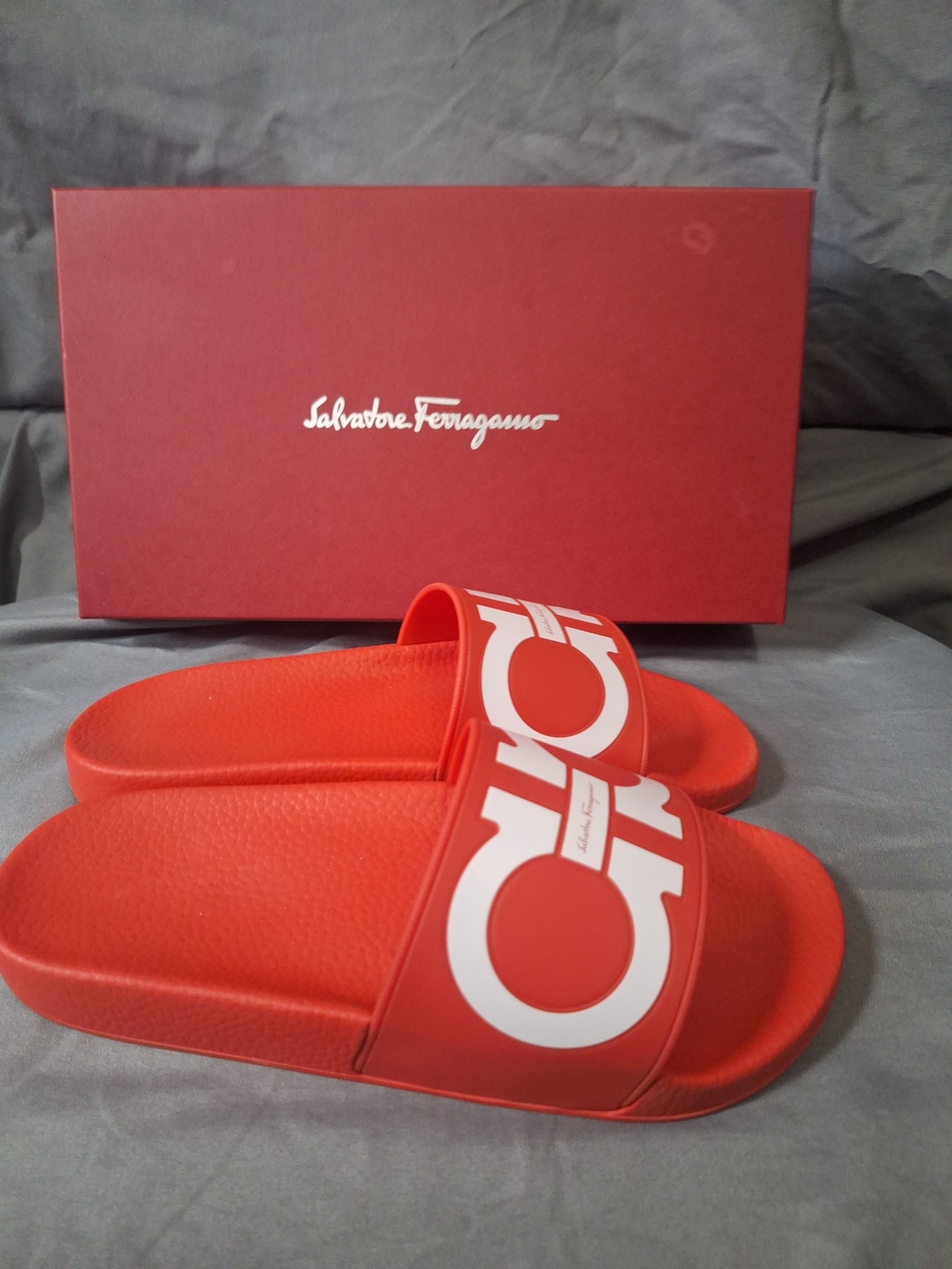 Slides/Sandals - Picture 2 of 8